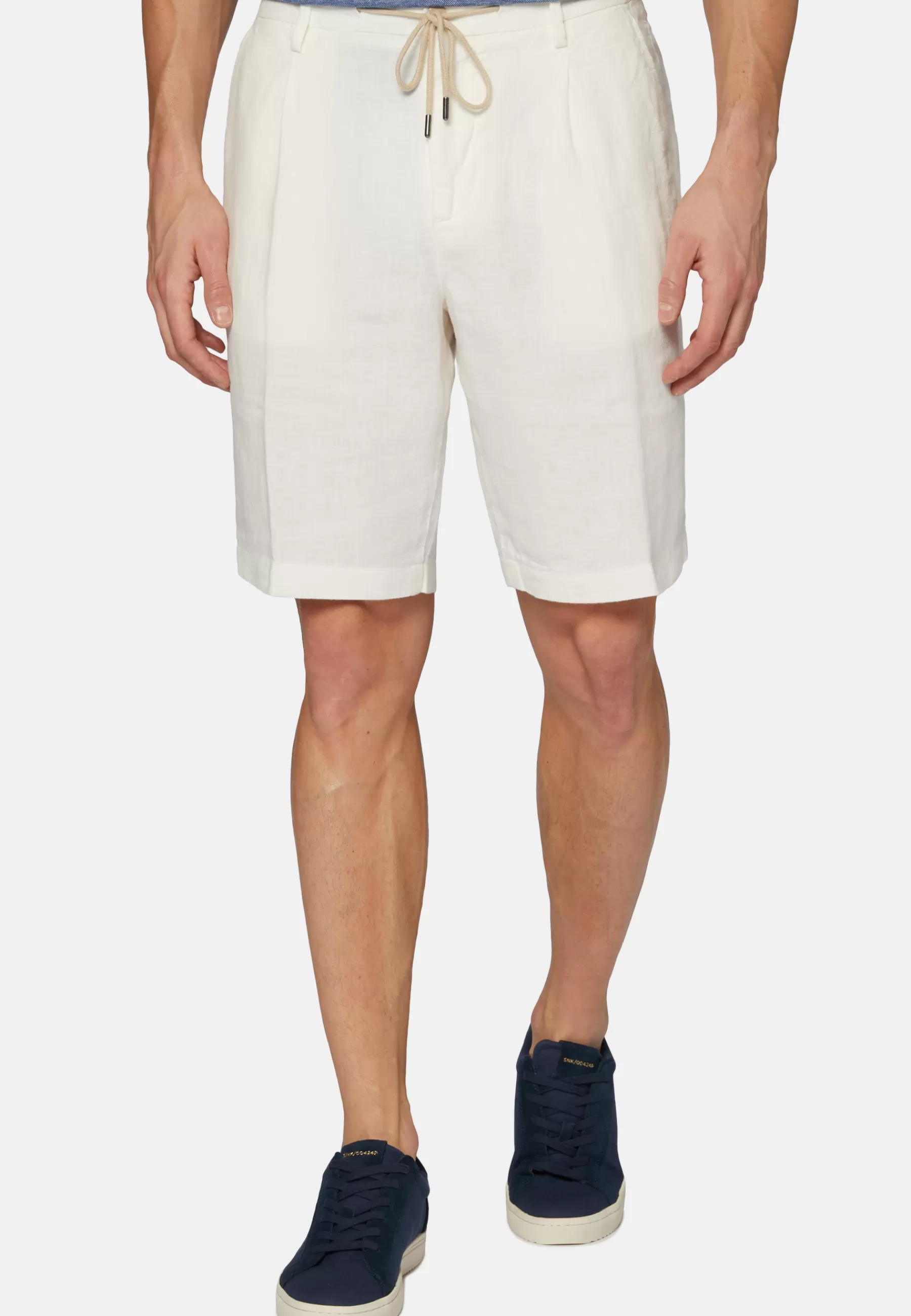 Bermuda^Boggi Milano Bermudas in Linen White